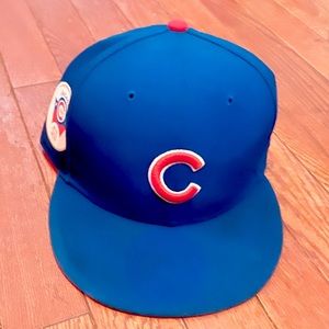 - Vintage Chicago Cubs Baseball Fitted Cap